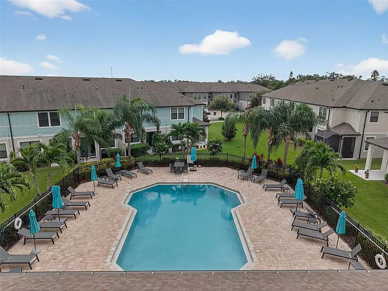 2419 Foggy Creek Cir — Photo 43