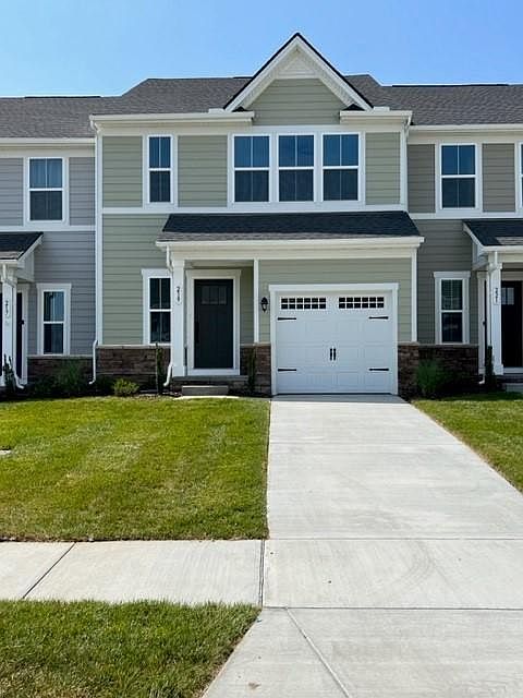 1st image of 219 Pryor Dr