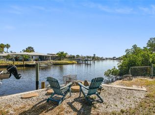 1101 Chesterfield Ave, Ruskin, FL 33570