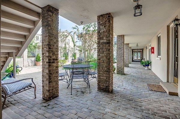 2nd image of 3520 W End Ave
