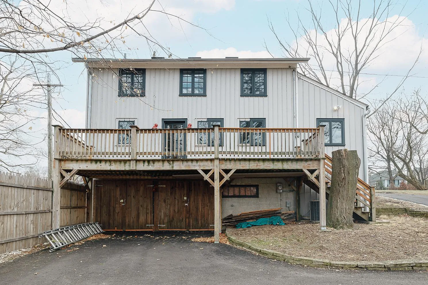 2404 Ridge Ave — Photo 1
