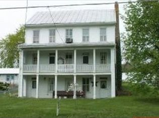 79 Pleasant Valley Rd, Pine Grove, PA 17963