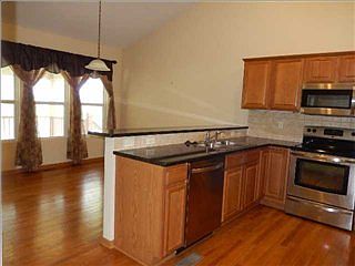 4th image of 606 E Lakecrest Dr