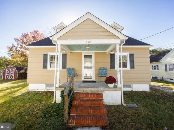 705 4th St, Sharptown, MD 21861