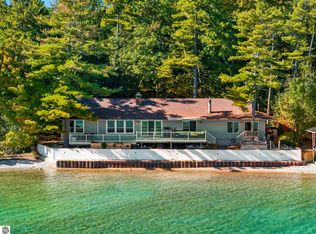 11568 Bluff Rd, Traverse City, MI 49686