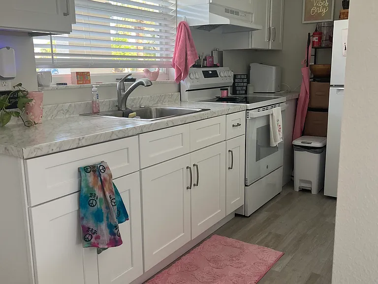 2208 1st St — Photo 6