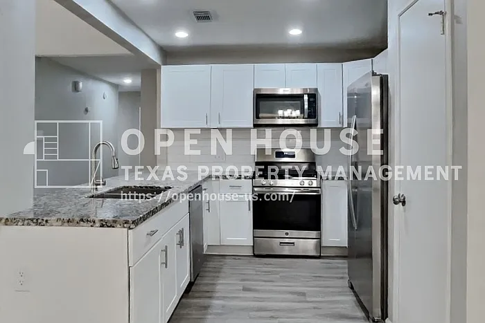 2314 Pebbledowne Cir — Photo 8