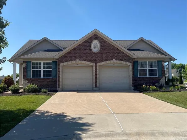 581 Newcastle Dr, Troy, MO 63379