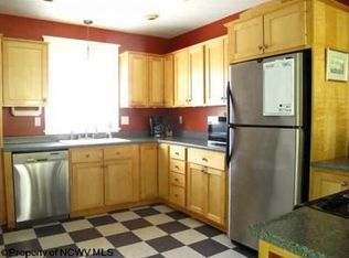 447 W Virginia Ave, Morgantown, WV 26501