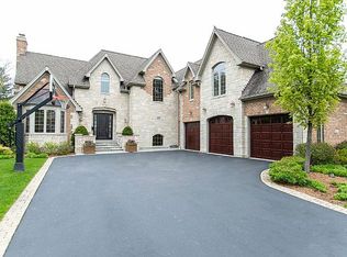 2614 Marian Ln, Wilmette, IL