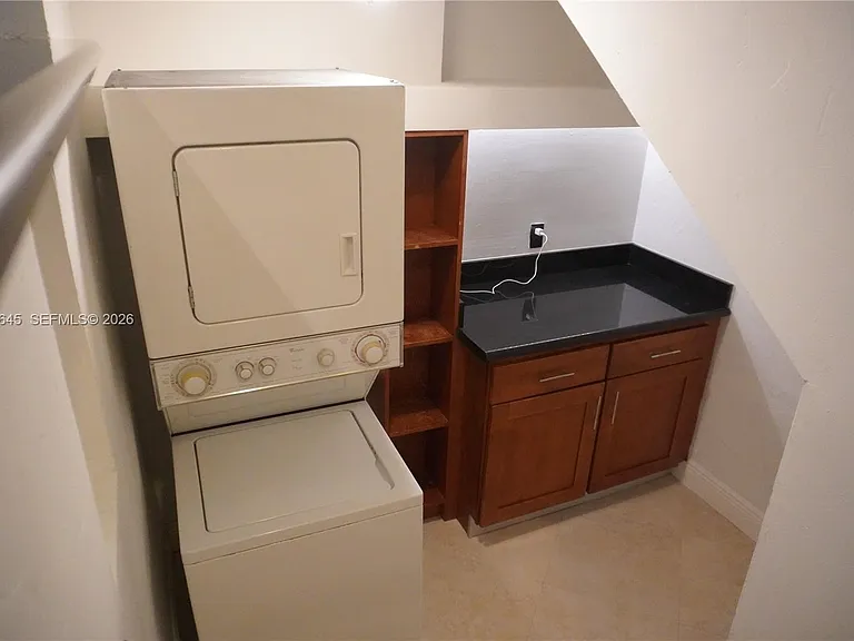 2880 Pine Tree Dr #2 — Photo 17