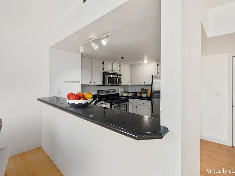 505 E Denny Way #506 — Photo 11