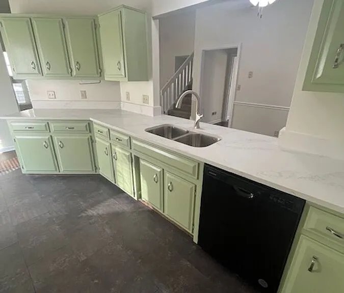 100 Coconut Grove Dr — Photo 20