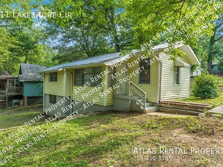 211 Lakeshore Cir — Photo 3
