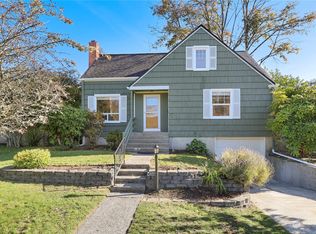 659 N Skyline Dr, Tacoma, WA