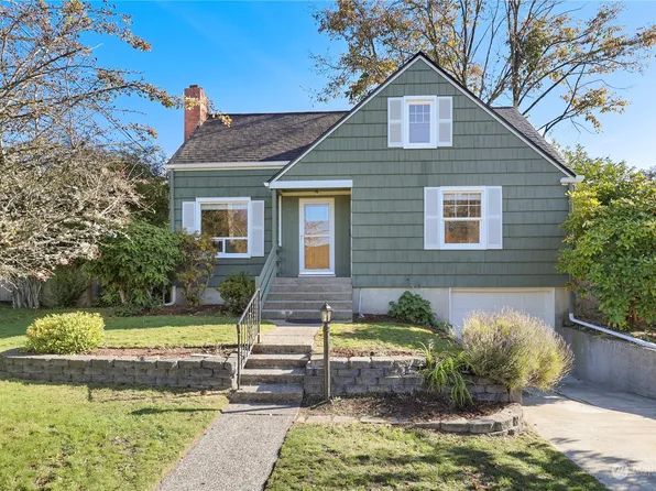 659 N Skyline Drive, Tacoma, WA 98406