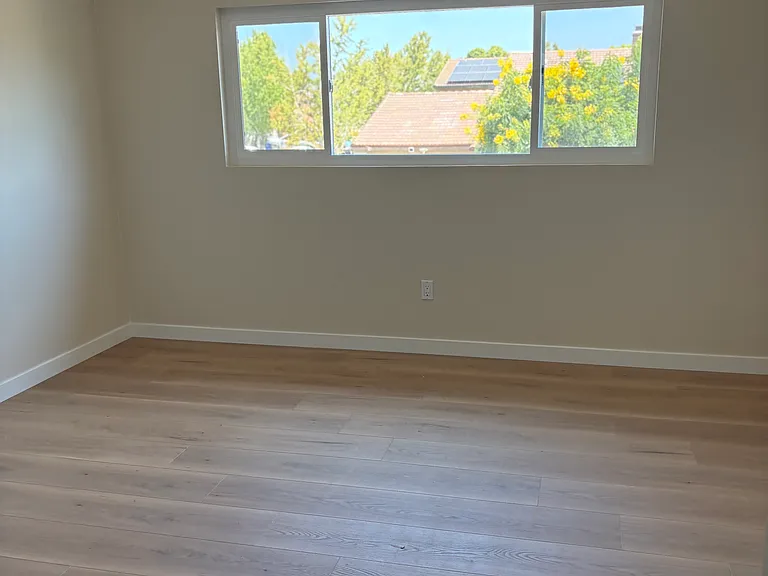 4784 Mayflower Way — Photo 10