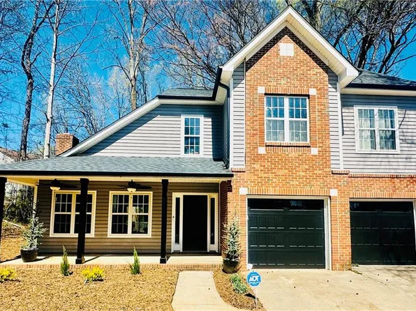 5147 Rosemede Dr, Charlotte, NC 28227