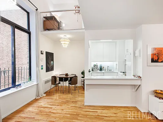 Sold by Bellmarc Realty | media 8