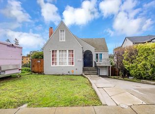 8245 Golf Links Rd, Oakland, CA 94605