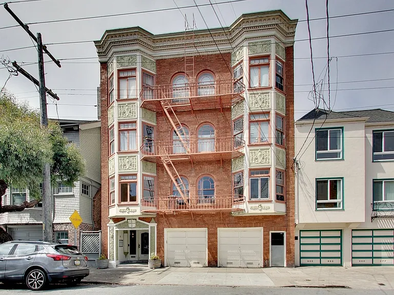 221 24th Ave #104 — Photo 32