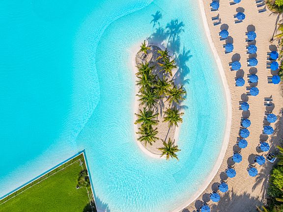 White-sand beaches and tropical landscapes create an everyday escape.