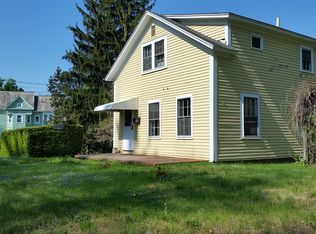 73 Vernon St, Northampton, MA 01060