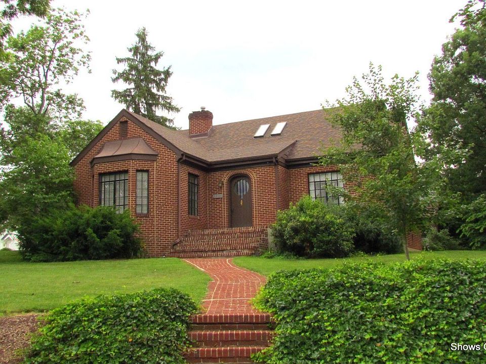 For Sale: 2806   Woodlawn AVE, Roanoke, Virginia 24015
