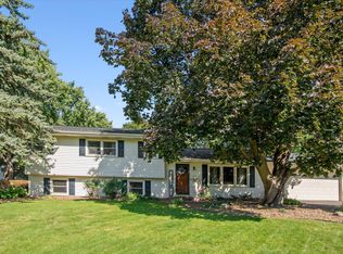 2360 Decatur Ave N, Golden Valley, MN 55427