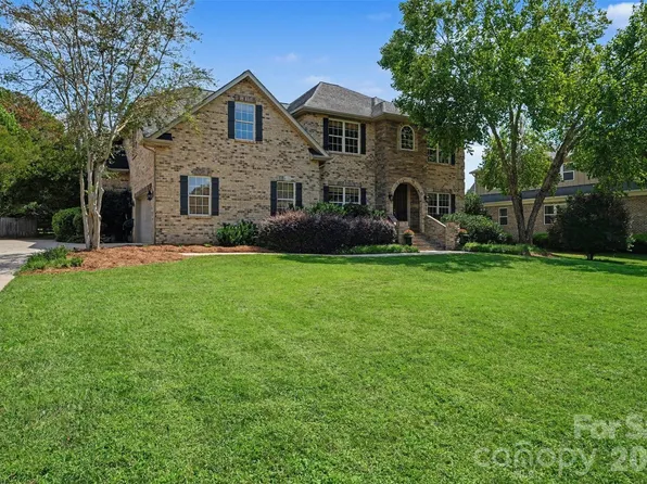 120 Palos Verde Dr, Mooresville, NC 28117