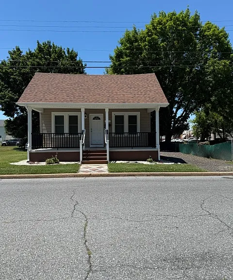 14 E North St — Photo 18