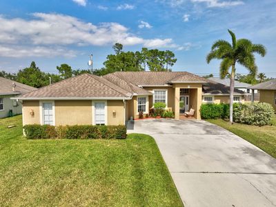 2643 SW Import Drive, Port Saint Lucie, FL, 34987