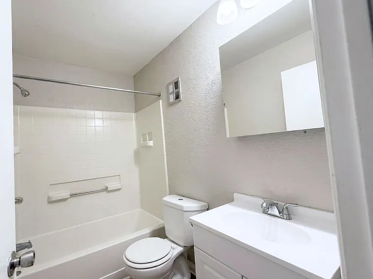 EastPointe — Photo 115