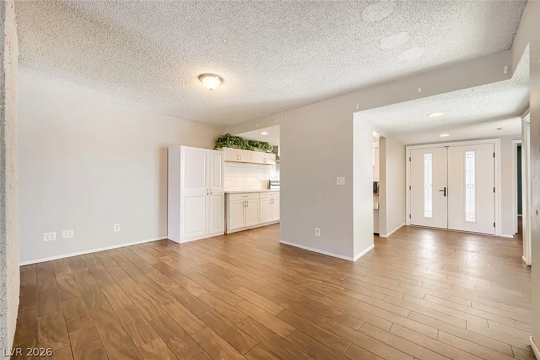 Building Photo - 3143 Sonata Dr