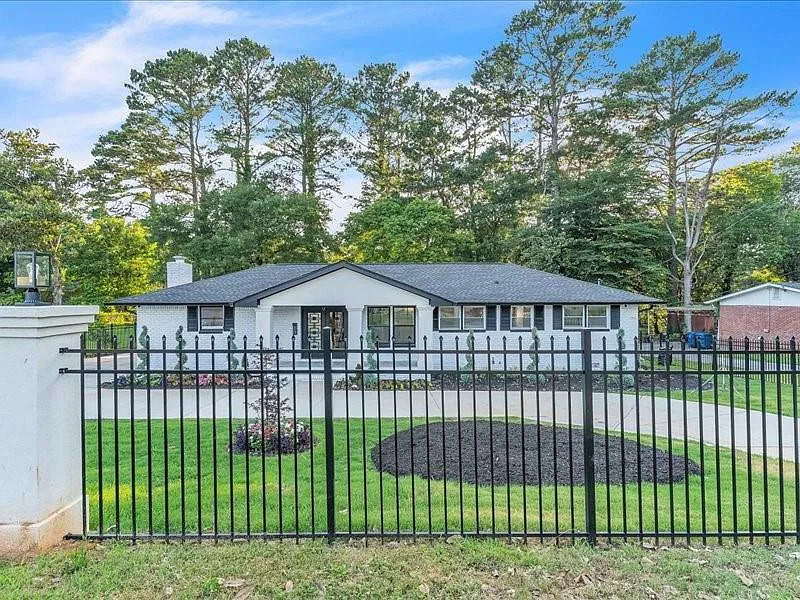 3 bed, 3.0 bath, 1875 sqft, $3,100 — Photo 4