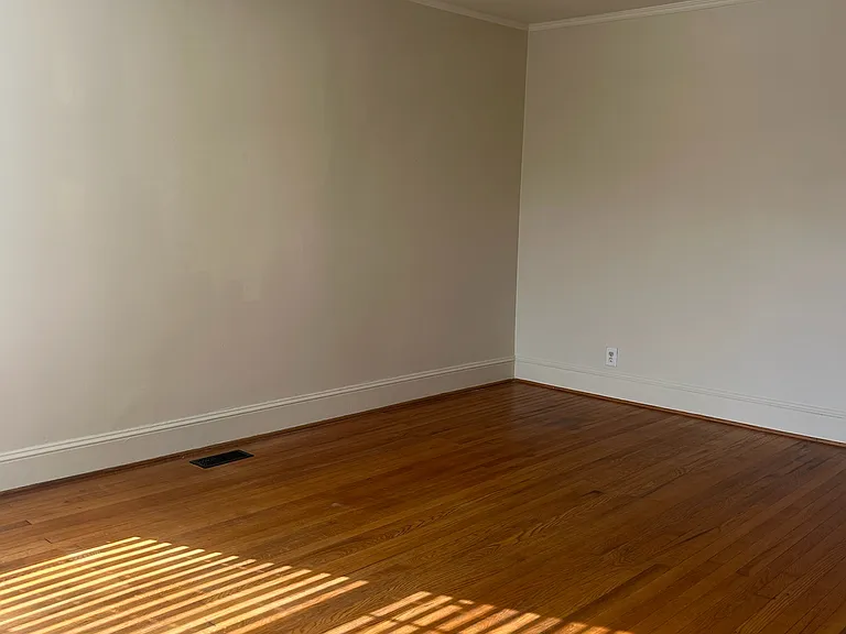 2316 Lyon St — Photo 6