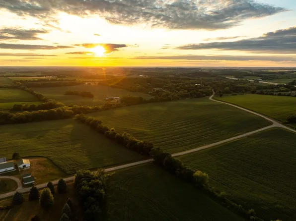 16160 Acres Koshkonong Rd, Stoughton, WI 53589