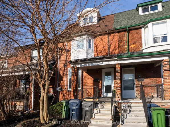 32 Castleton Ave, Toronto, ON M6N 3Z5