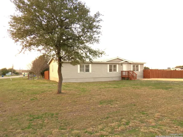 417 Rosemary, New Braunfels, TX 78130