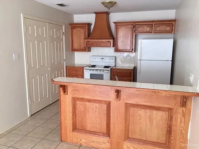 2 bed, 2.0 bath, 952 sqft, $725 — Photo 3