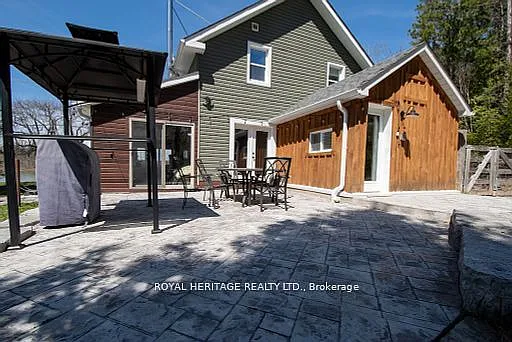 1074 Lakehurst Rd — Photo 11