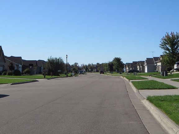 5th image of 501 22nd Ave N