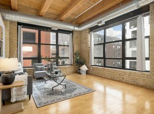 607 Washington Ave S APT 302, Minneapolis, MN 55415