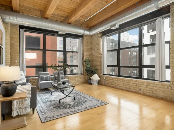 607 Washington Ave S APT 302, Minneapolis, MN 55415