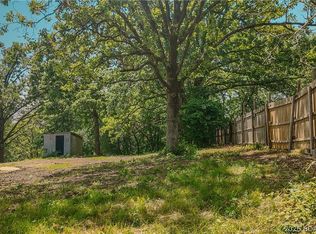 17880 Old Rd W, Versailles, MO 65084