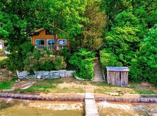 1560 Lane 105 Lake James, Angola, IN 46703