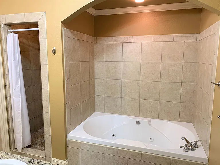 600 W Meadow St #310 — Photo 6