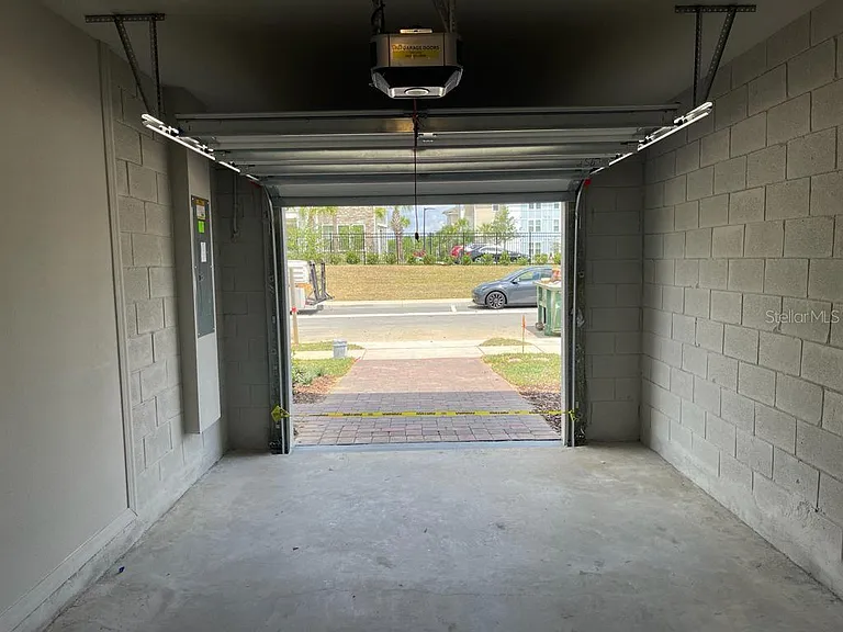 513 Legacy Loop — Photo 24