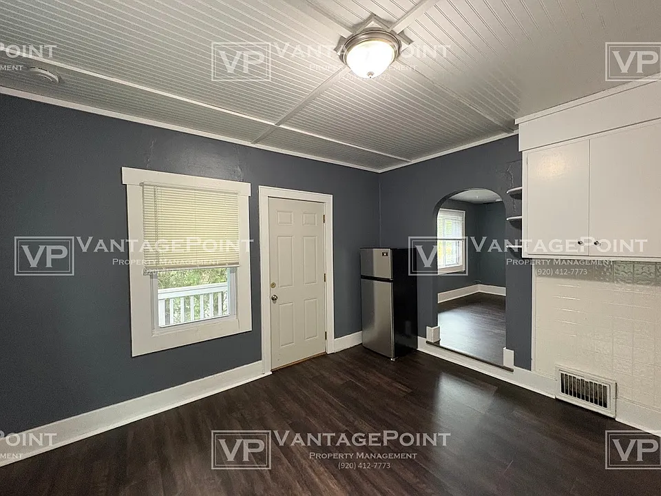 309 S Webster Ave