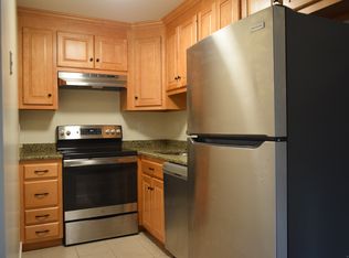 513 Emmett St APT B12, Bristol, CT 06010